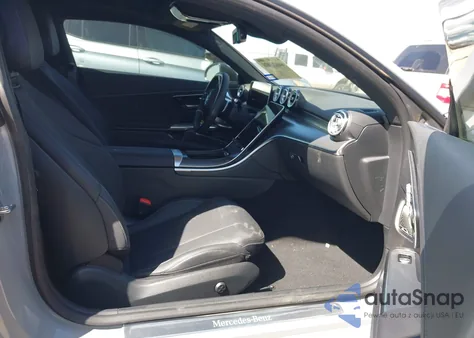 2024 Mercedes-Benz Cle 300 4Matic z USA, uszkodzony, nr VIN W1KMJ4HB3RF041704